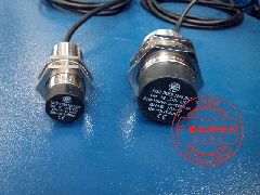施耐德 XS2 12BLNAL2C 18B 30B 接近开关 传感器 梯级丢失检测