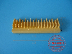 梯级边框 扶梯边框 塑料边框 黑色边框 梯级边框L57332116A
