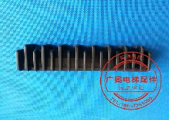 扶梯配件  扶梯边框  塑料边框 黑色边框  梯级边框L57332117A