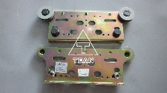 日立电梯 厅门门挂板800/900厅门门滑轮组件 新款厅门挂板 正品原厂件